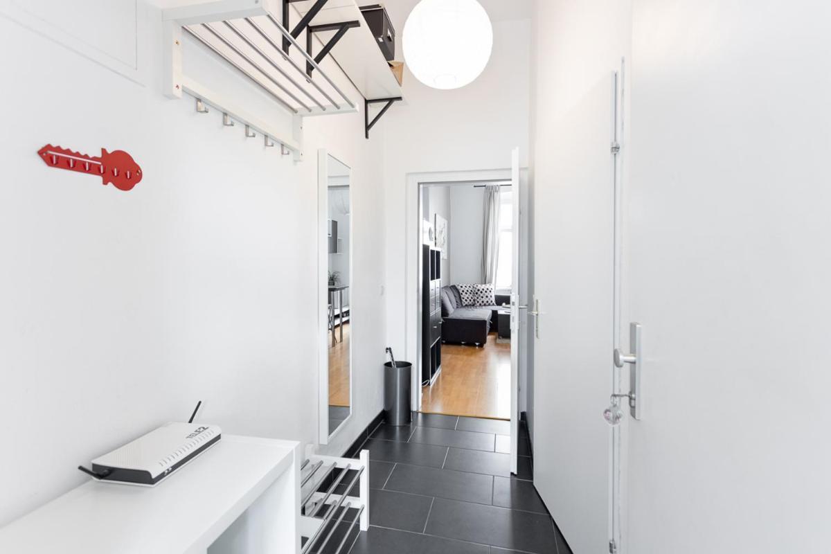 NEW ShalalaLiving Vienna - Apartment 02 - Meidlinger Markt Eksteriør bilde